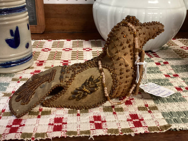 Iroquois Stitched Beaded Bird Whimsy Pin Cushion