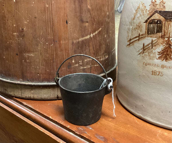 Cast Iron Mini Double Ear Pail w/ Bail Handle