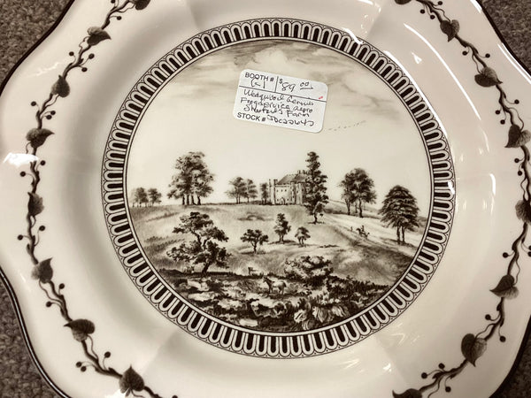 Wedgwood Limited Edition Queen's Ware Reproduction Frog Service Dinner Plate