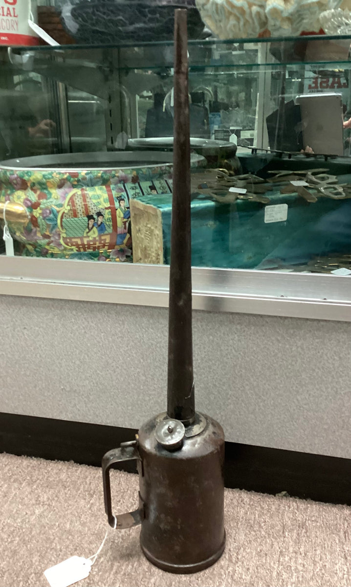 R & W Railway Engineer's Long Spout Oil Can – Williamsburg Antique