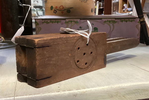 Vintage Wooden Handheld Lemon Squeezer