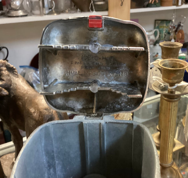 Rival Ice-O-Magic Hand Crank Ice Crusher