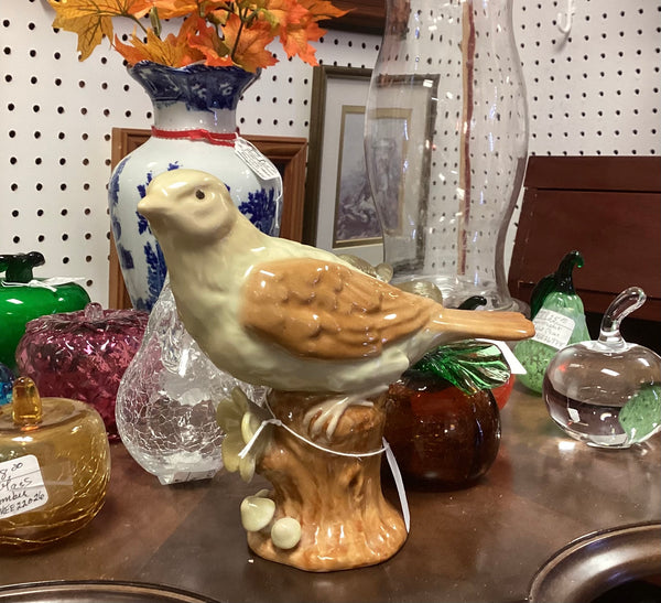 Williamsburg Global Views Bird Figurine
