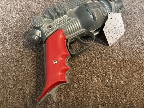 Hubley 1950’s Atomic Disintegrator Toy Space Cap Gun