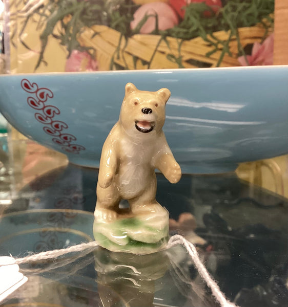 Wade Whimsies Vintage 1950’s Grizzly Bear Miniature Figurine