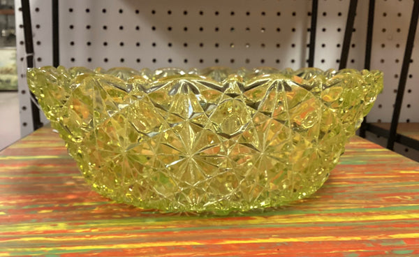 EAPG Vaseline Glass UV Reactive Daisy & Button Serving Bowl