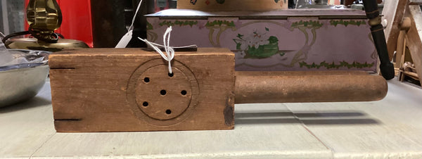 Vintage Wooden Handheld Lemon Squeezer