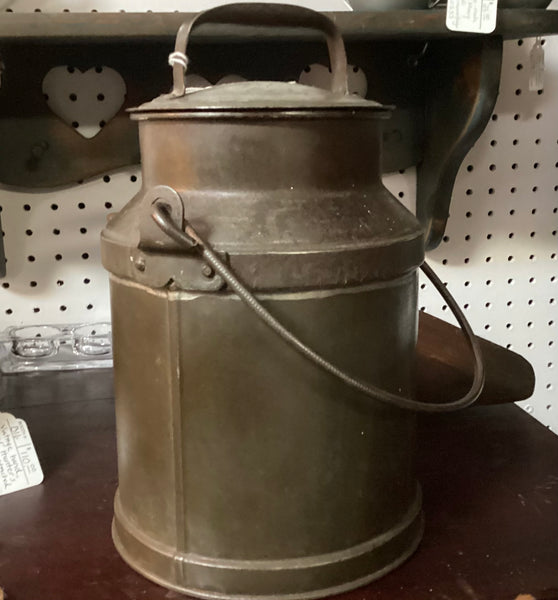 Vintage 4 Quart Milk Can
