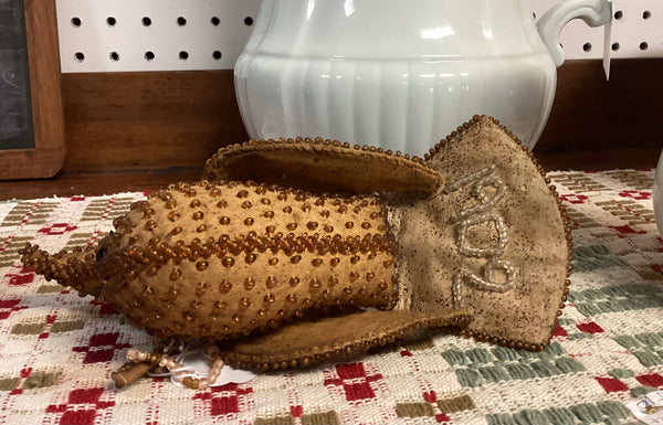 Iroquois Stitched Beaded Bird Whimsy Pin Cushion