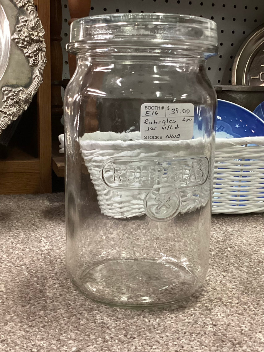 Nice vntage glass jar with lid store