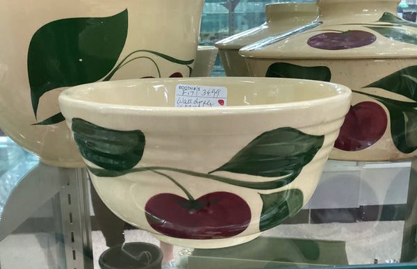 Watt Apple 6 1/4" Ribbed Bowl