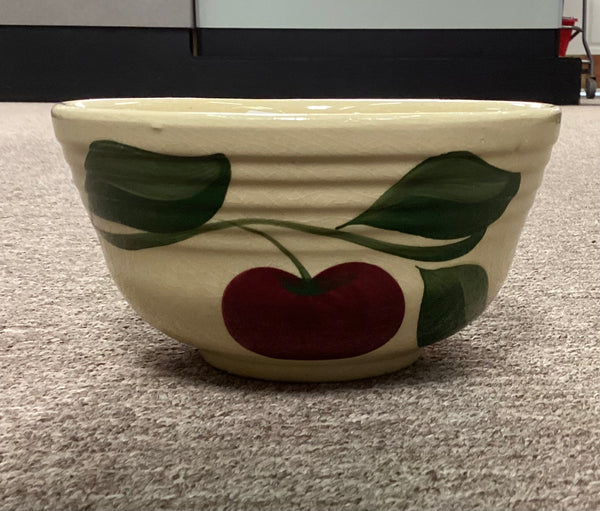 Watt Apple 6 1/4" Ribbed Bowl