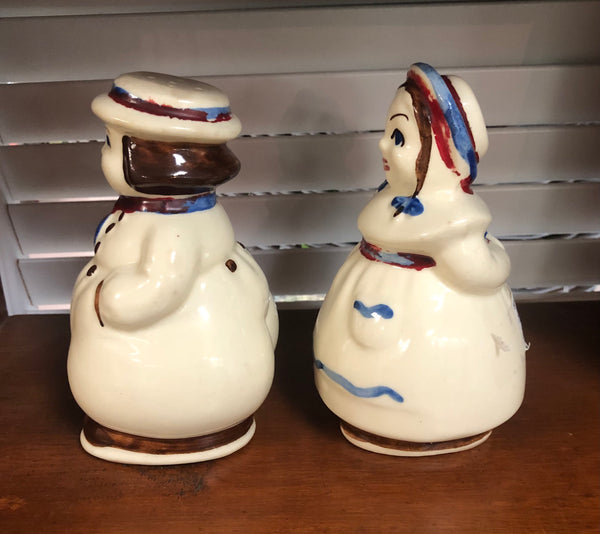 Shawnee Pottery Dutch Boy & Girl Salt & Pepper Set