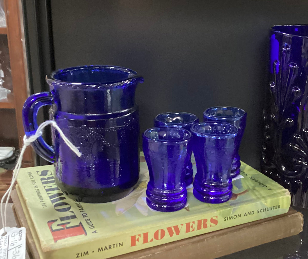 Vintage 1986 Mosser Cobalt Blue Mini Glass Child's Punch Bowl Set deals Leaf Berry Pattern