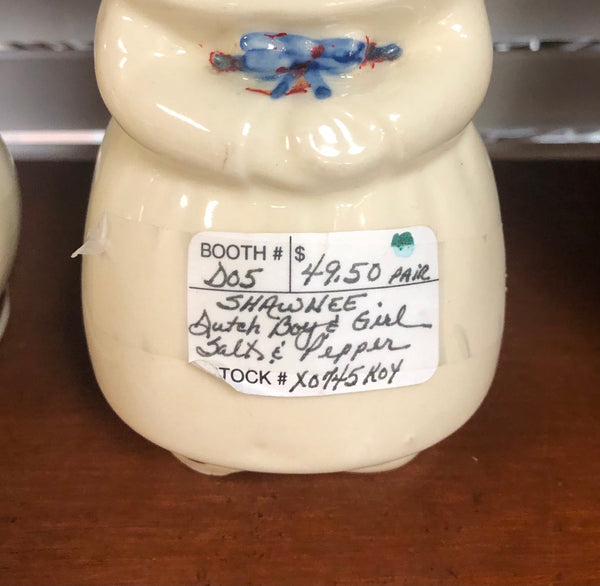 Shawnee Pottery Dutch Boy & Girl Salt & Pepper Set
