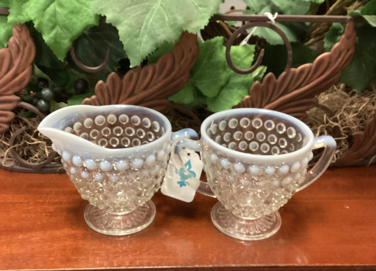 Vintage shops Fenton Moonstone Opalescent Hobnail Milk Glass 3 Piece Set