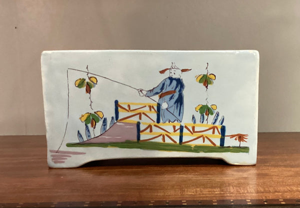 Delft Williamsburg Restoration Asian Fisherman Flower Brick