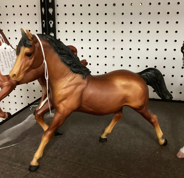 Breyer Vintage 1960’s Running Bay Mare