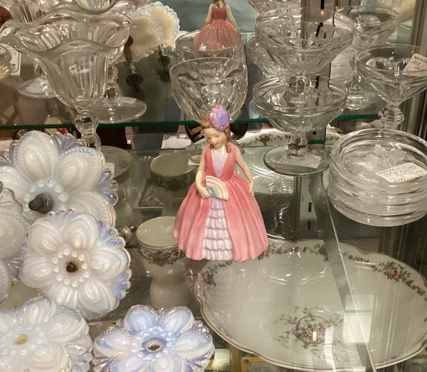 Royal Doulton Figurine Nana HN 1766