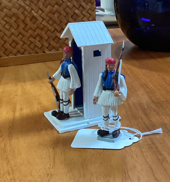 Vintage Aohna 3 Piece Toy Guard Shack & Euzone Soldiers