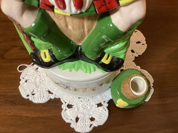 Alberta’s Molds Ceramic Figural Scotsman Scotch Decanter