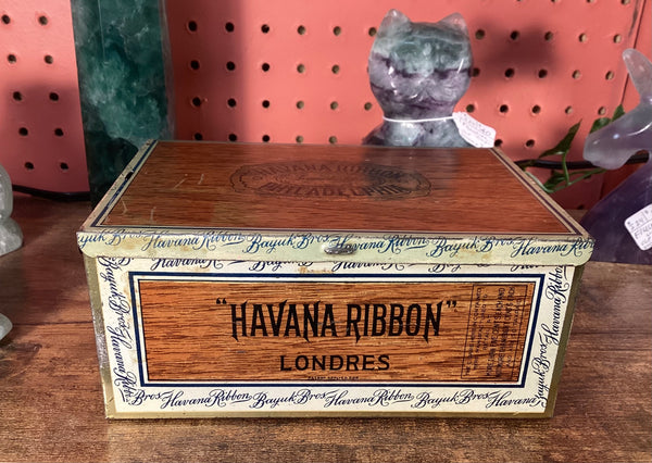Bayuk Bros Havana Ribbon Cigar Advertising Tin