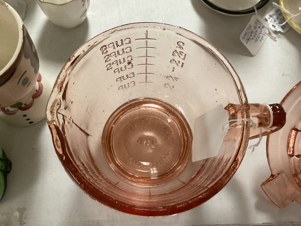 Pink Glass Measuring Cup w/ Juicer