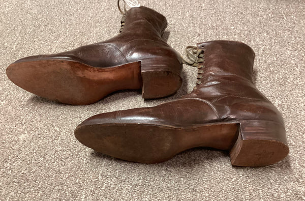 Antique Ladies Leather Shoes