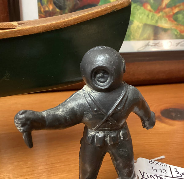 Vintage Lead Fish Aquarium Scuba Diver