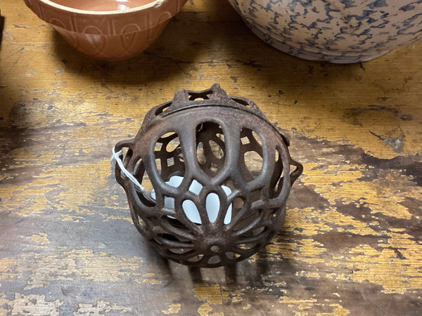 Antique Cast Iron String Holder