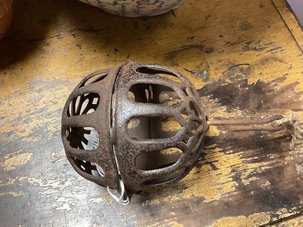 Antique Cast Iron String Holder
