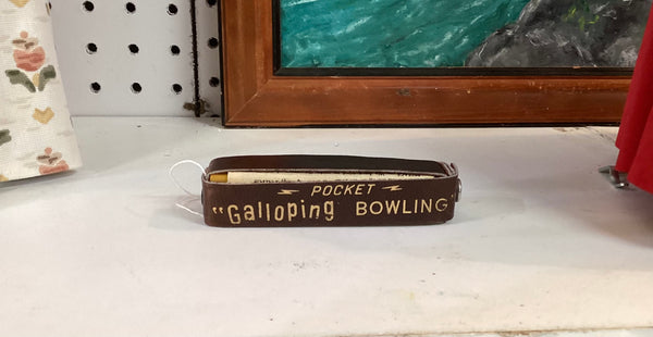 Pocket Galloping Bowling Game Bakelite Dice