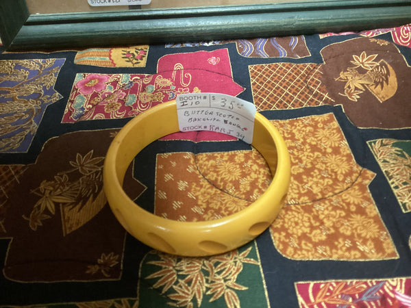 Bakelite Butterscotch Bangle Bracelet