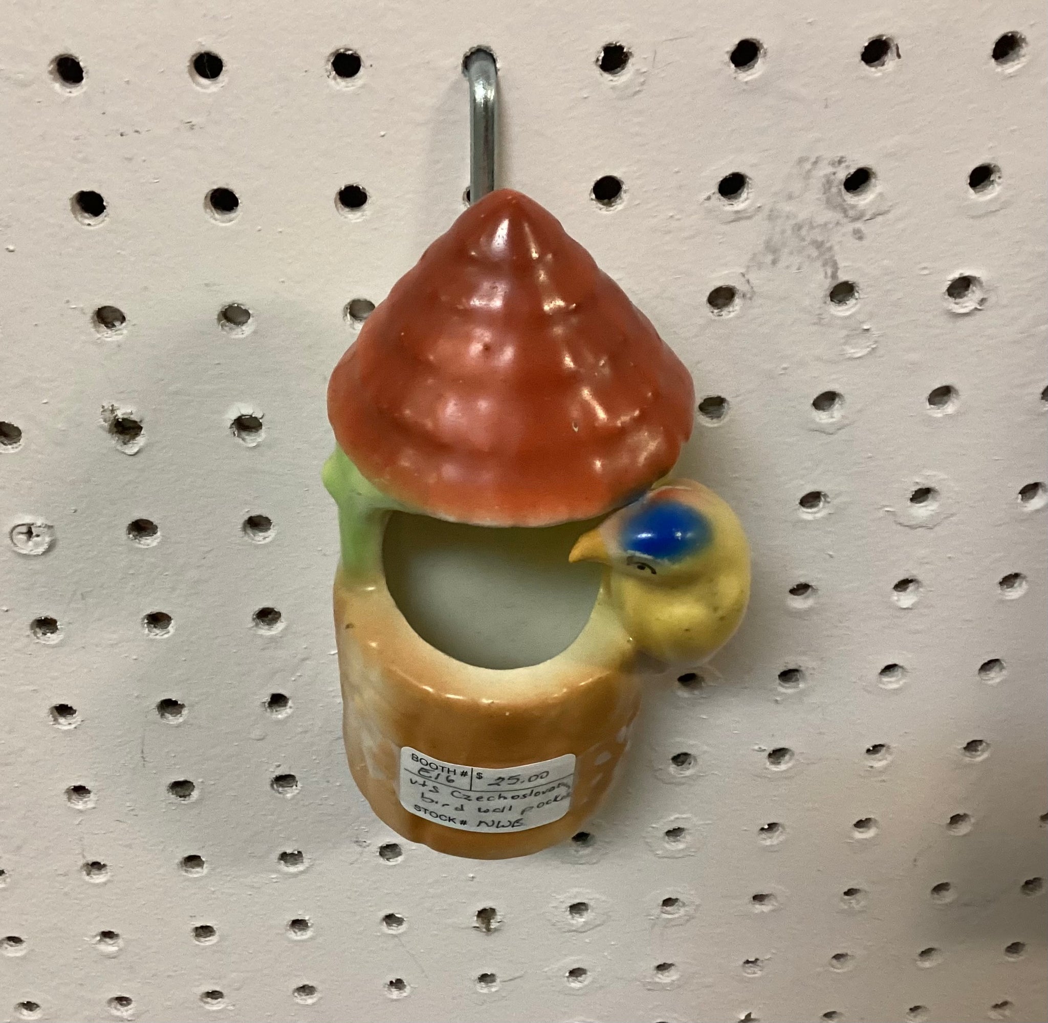 【廃盤】BIRDS WORS 小物入れ Ceramic Bird Wall Pocket Made in Czechoslovakia – Williamsburg