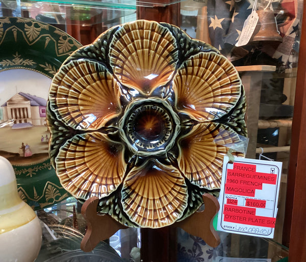 Sarreguemines Barbotine French Majolica Oyster Plate