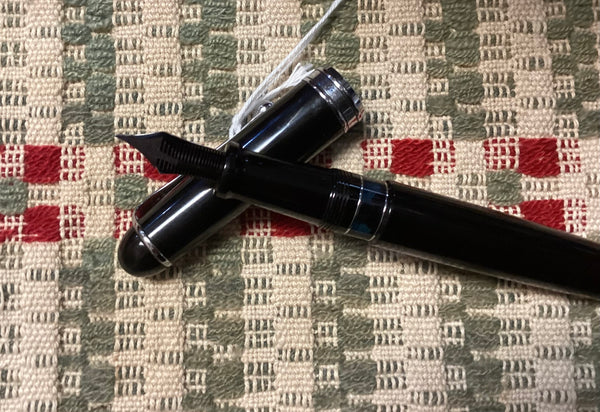 Aurora 88 Black Fountain Pen w/ 14 K Nib