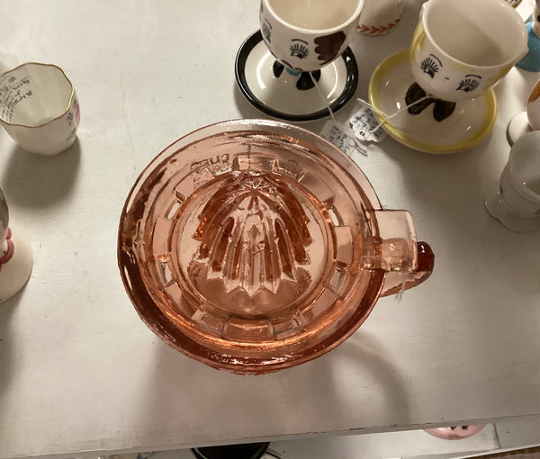 Pink Glass Measuring Cup w/ Juicer