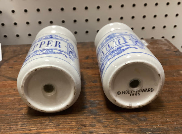 Holt Howard Blue White Salt & Pepper Shakers Set