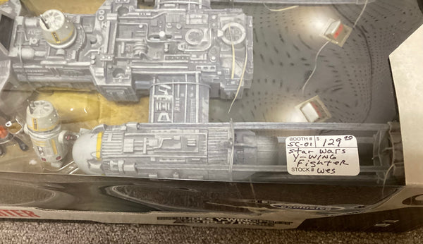 Collectible Star Wars Y-Wing Fighter w/ Pilot & R5-F7 Droid Play Set NIB