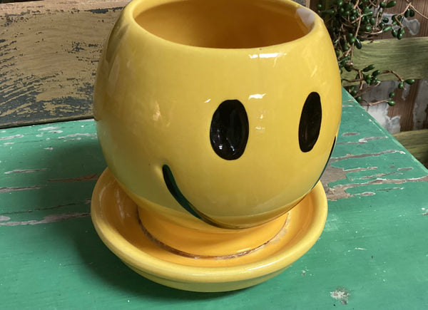 McCoy Yellow Happy Face Planter #0386