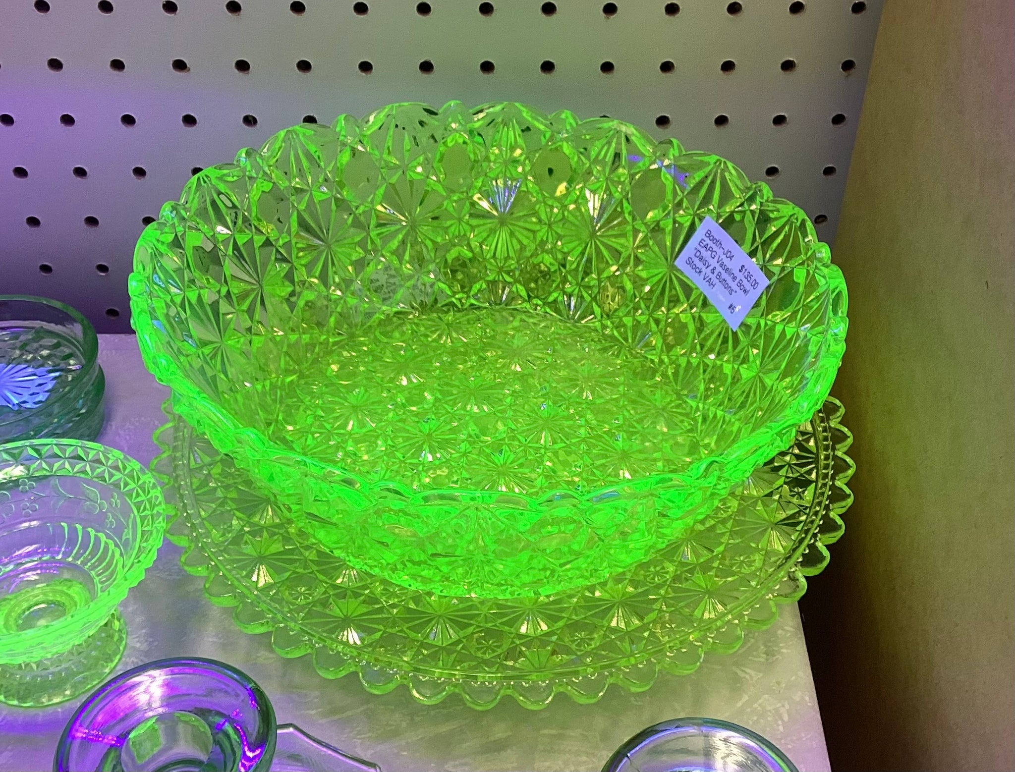 EAPG Vaseline Glass UV Reactive Daisy & Button Serving Bowl