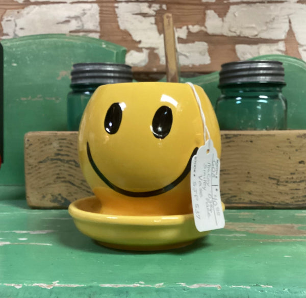 McCoy Yellow Happy Face Planter #0386