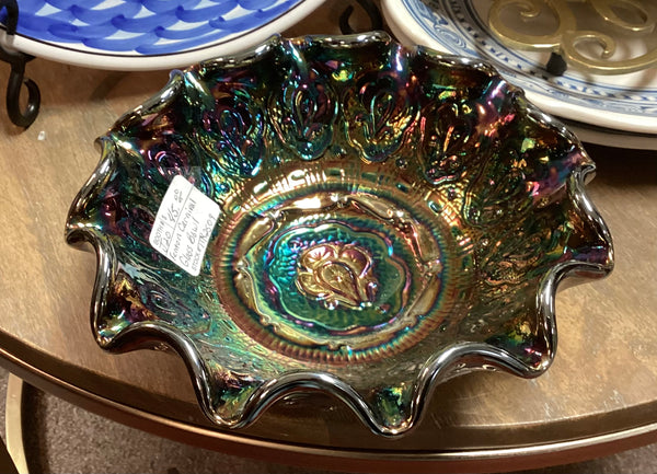 Fenton Amethyst Carnival Glass Persian Medallion Ruffled Edge Bowl