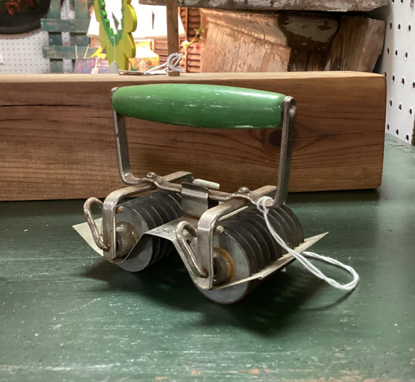 Tala Wood Handled Pasta Cutter Made in England
