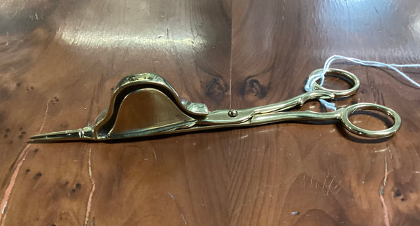 Virginia Metalcrafters Brass Colonial Williamsburg Restoration Candle Scissor Snuffer in Box