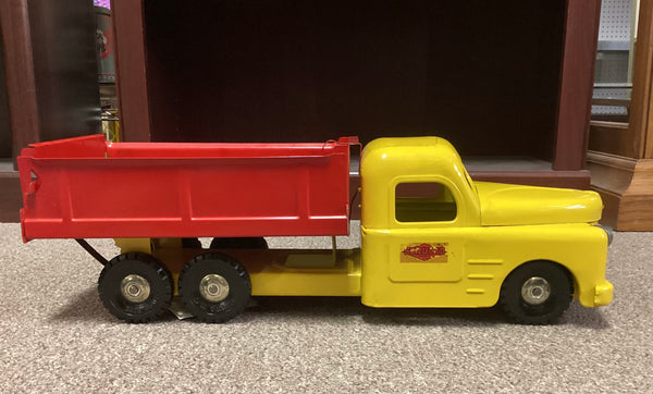 Structo Hydraulic Red & Yellow Metal Dump Truck w/Box