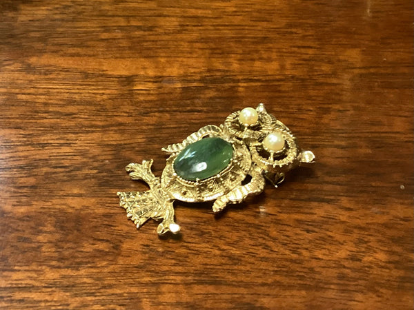 Victorian 10K Gold Owl Brooch w/ Nephrite Jade & Seed Pearls