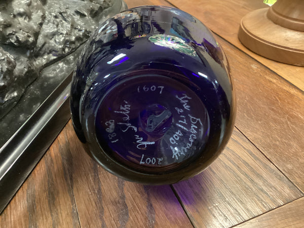 Shelton Glassworks 2007 Jamestown Discovery Commemorative Cobalt Blue Hand Blown Glass Bottle