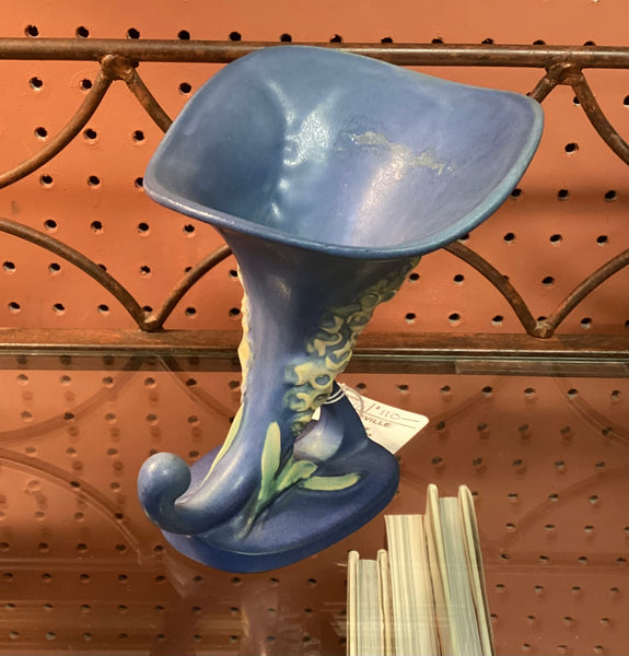 Roseville Blue Foxglove Cornucopia Vase 163-6