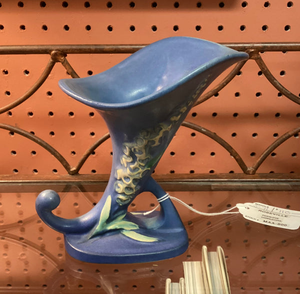 Roseville Blue Foxglove Cornucopia Vase 163-6